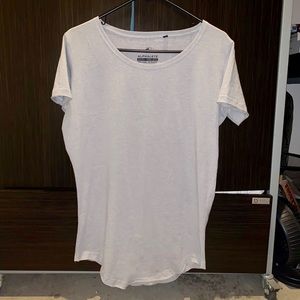 Alphalete Scoop + Fishtail shirts